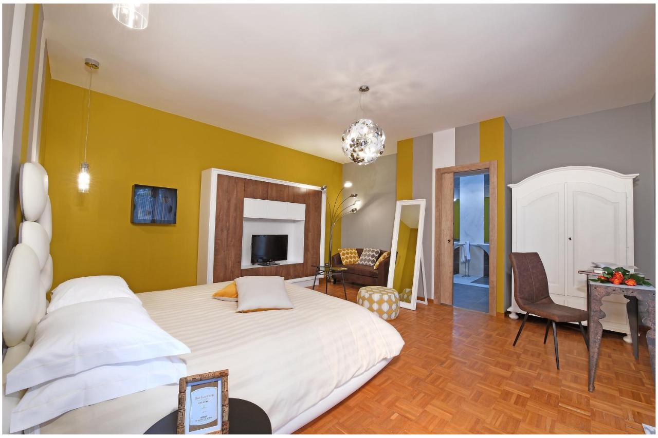 Panoramic Villa Garassino - Country Rooms And Fine Restaurant Treiso Ngoại thất bức ảnh