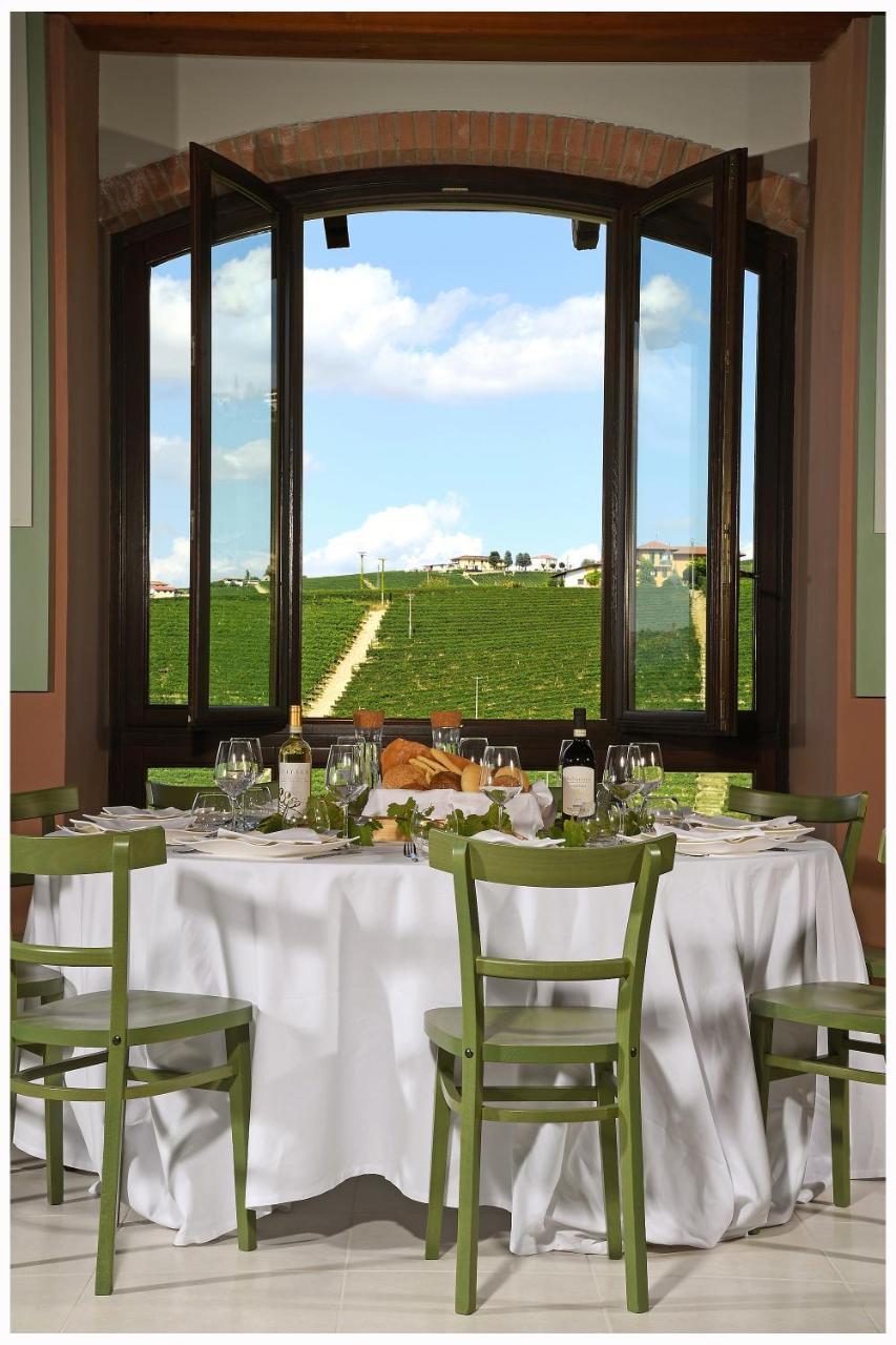 Panoramic Villa Garassino - Country Rooms And Fine Restaurant Treiso Ngoại thất bức ảnh