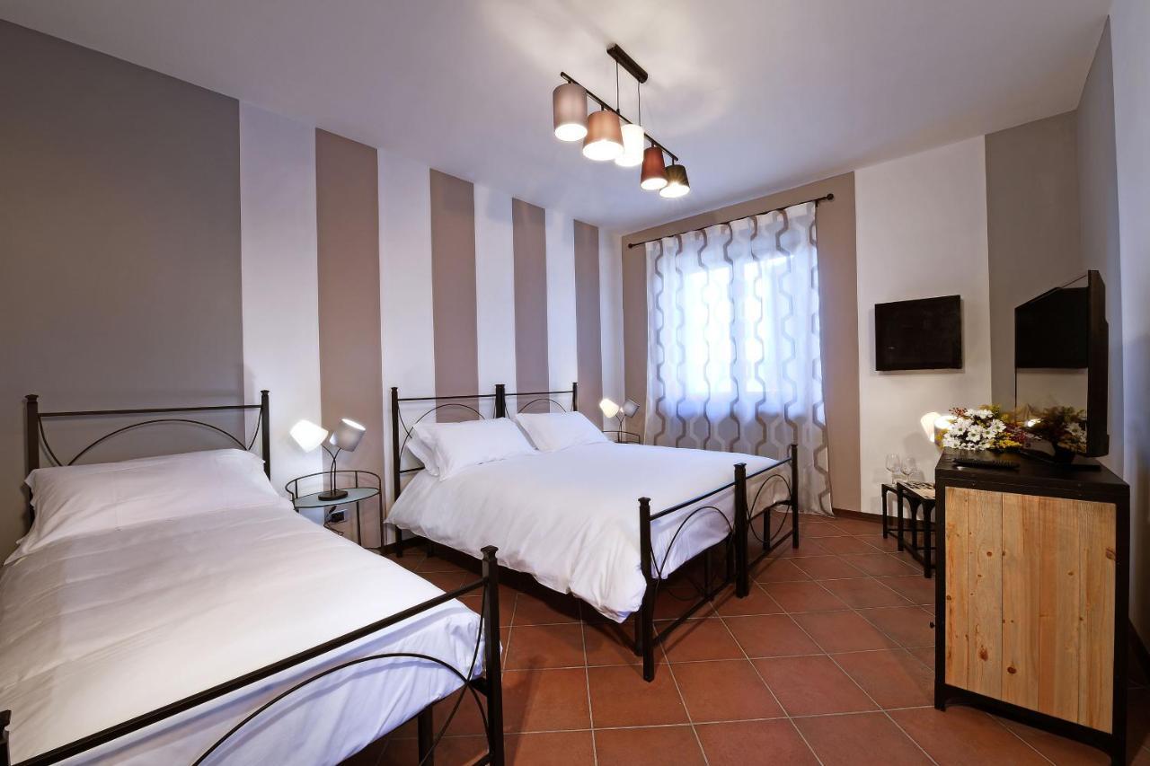 Panoramic Villa Garassino - Country Rooms And Fine Restaurant Treiso Ngoại thất bức ảnh