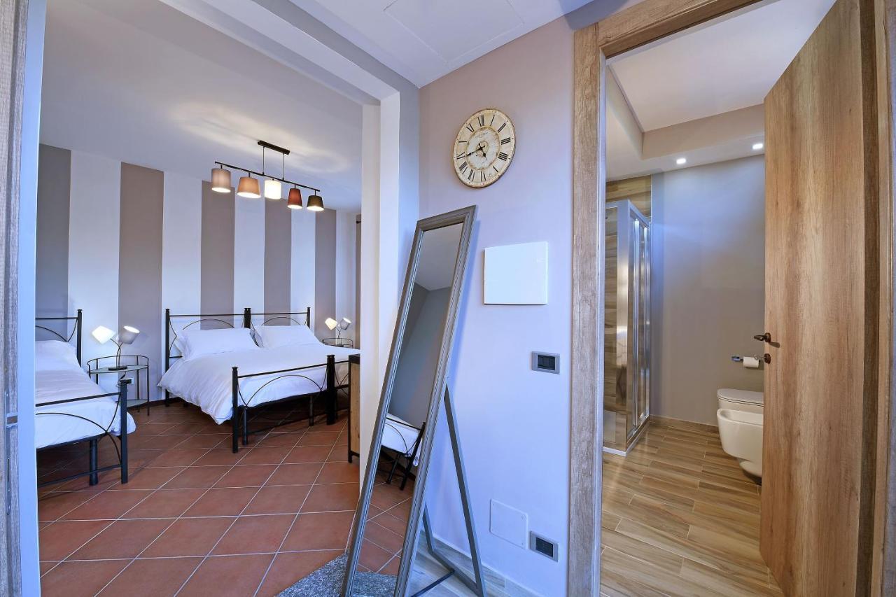 Panoramic Villa Garassino - Country Rooms And Fine Restaurant Treiso Ngoại thất bức ảnh