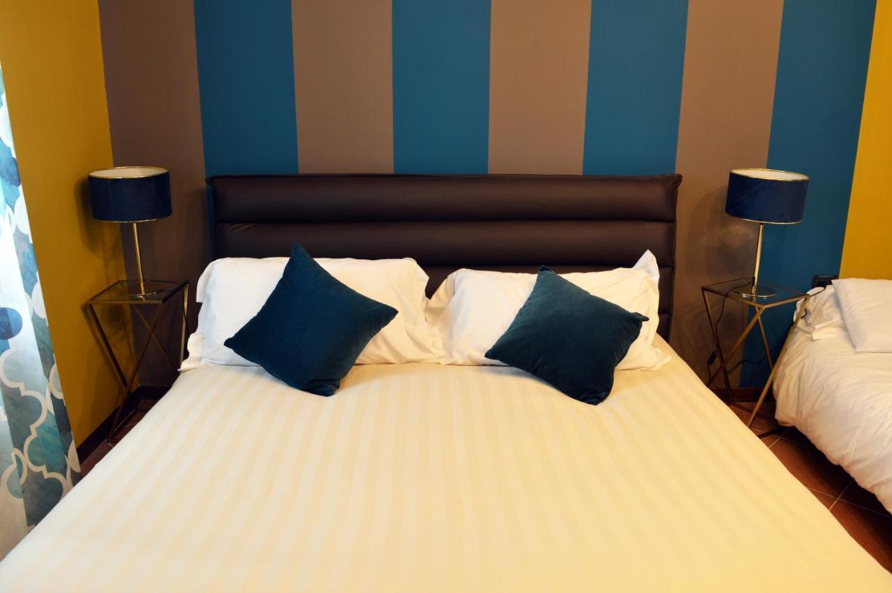 Panoramic Villa Garassino - Country Rooms And Fine Restaurant Treiso Ngoại thất bức ảnh