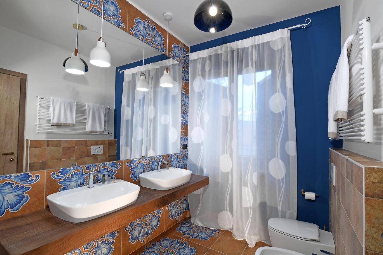 Panoramic Villa Garassino - Country Rooms And Fine Restaurant Treiso Ngoại thất bức ảnh