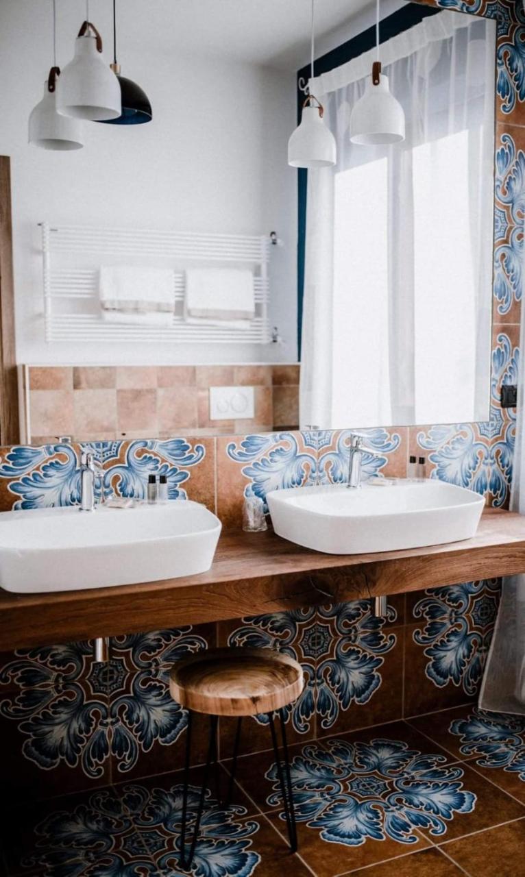 Panoramic Villa Garassino - Country Rooms And Fine Restaurant Treiso Ngoại thất bức ảnh